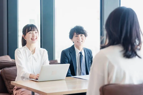 採用について